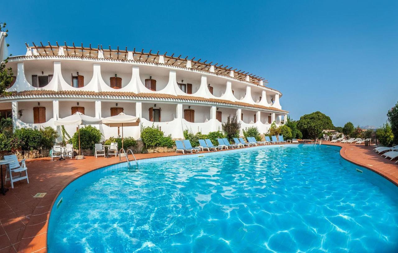 Hotel Punta Est Baja Sardinia Eksteriør bilde