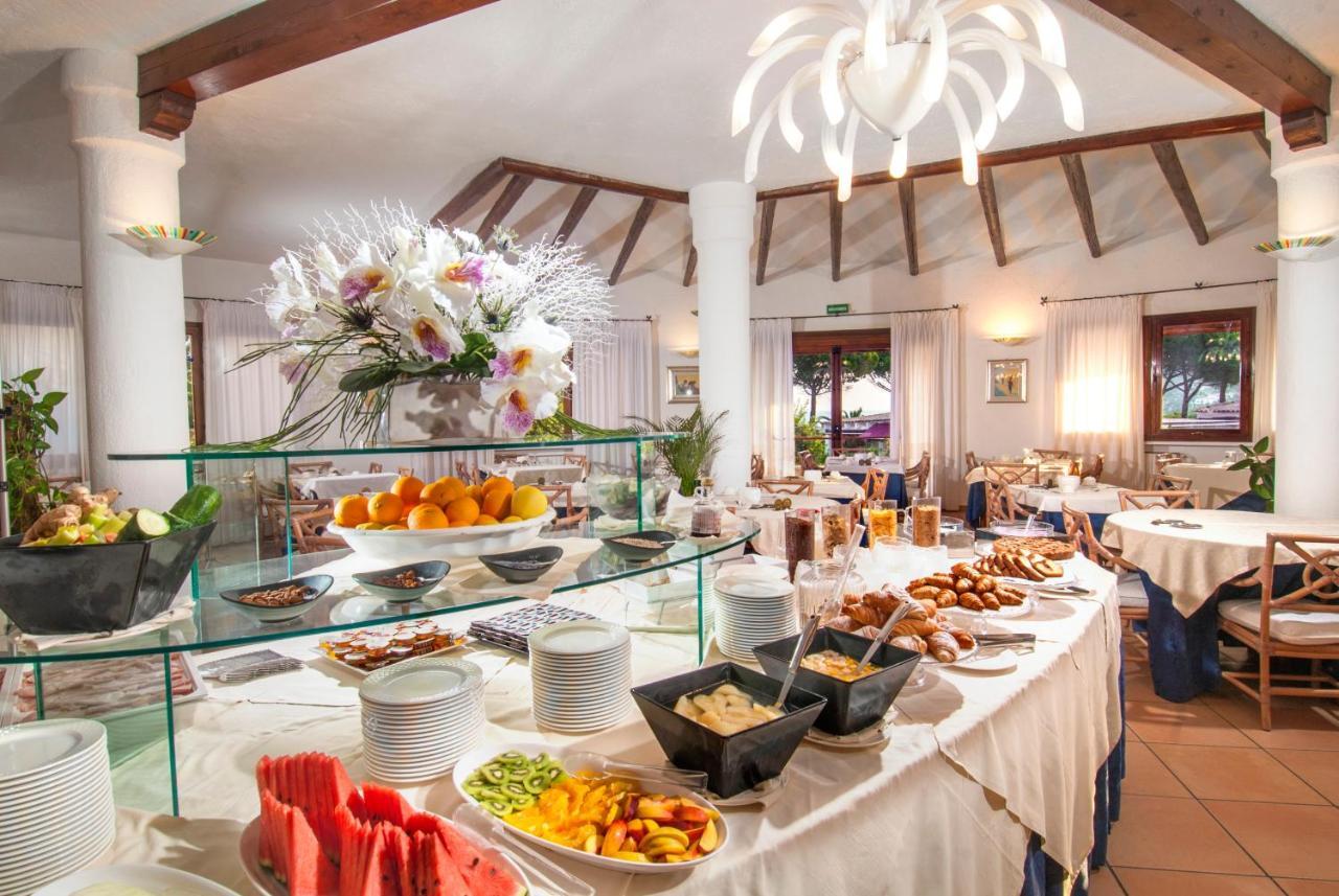 Hotel Punta Est Baja Sardinia Eksteriør bilde