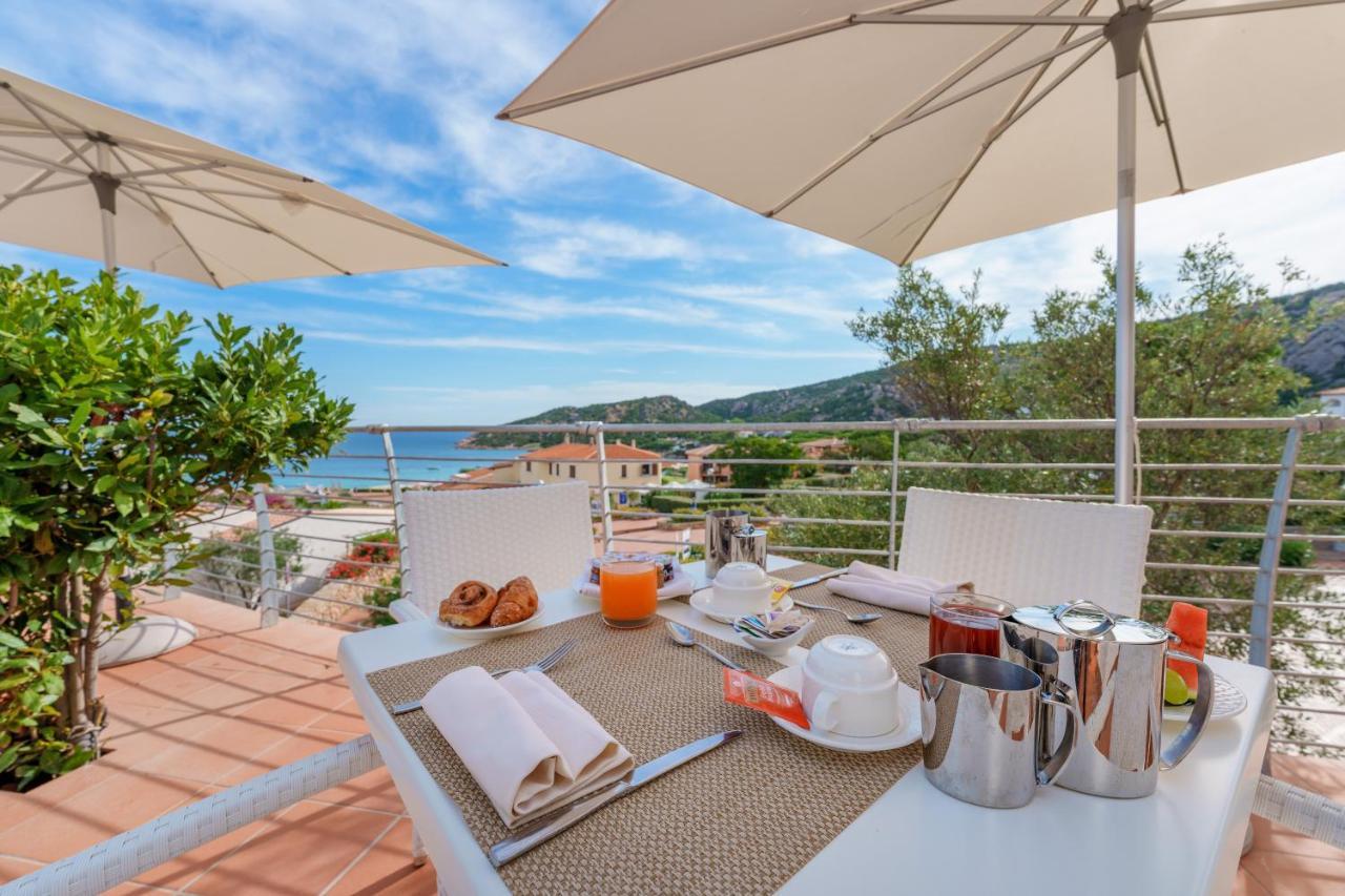 Hotel Punta Est Baja Sardinia Eksteriør bilde