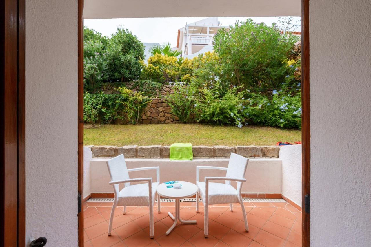 Hotel Punta Est Baja Sardinia Eksteriør bilde