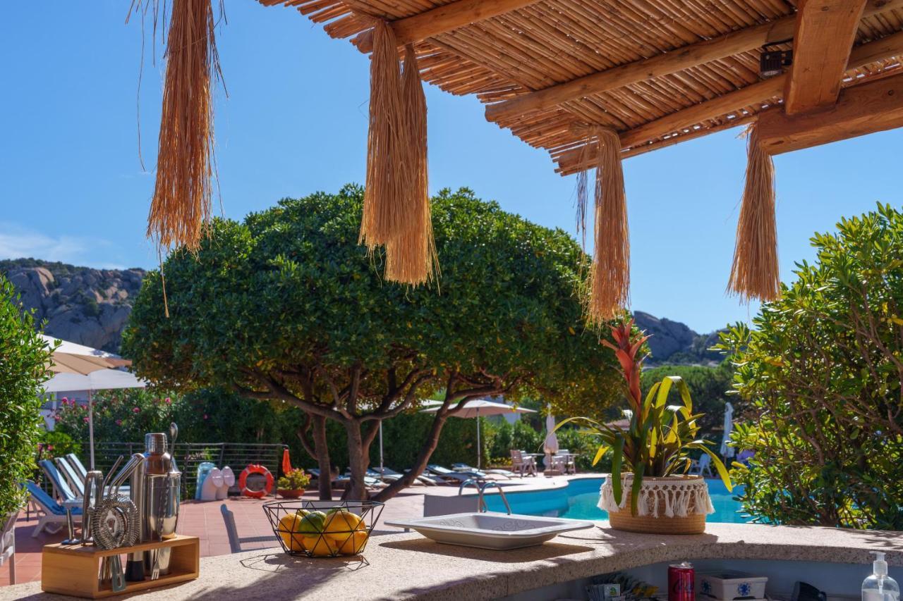 Hotel Punta Est Baja Sardinia Eksteriør bilde