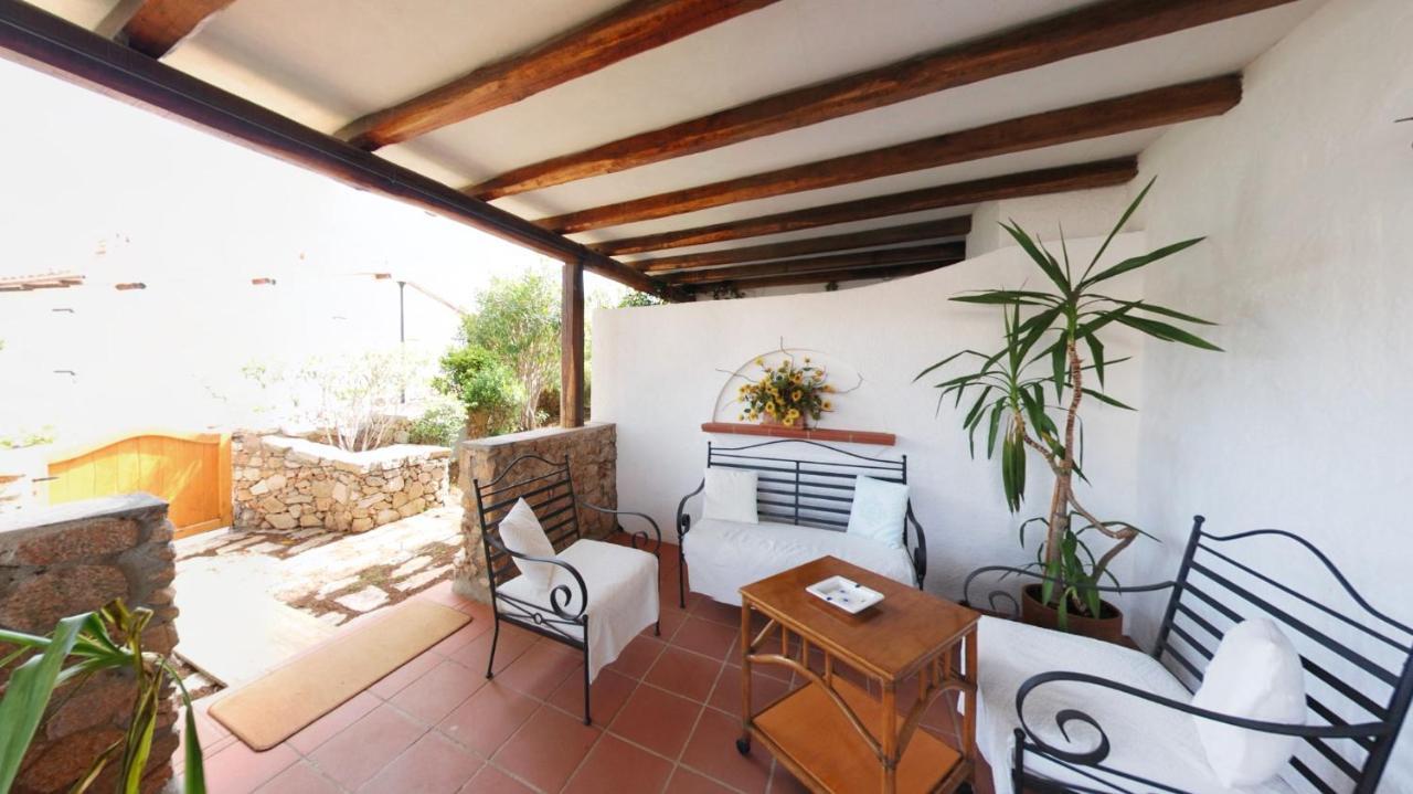 Hotel Punta Est Baja Sardinia Eksteriør bilde